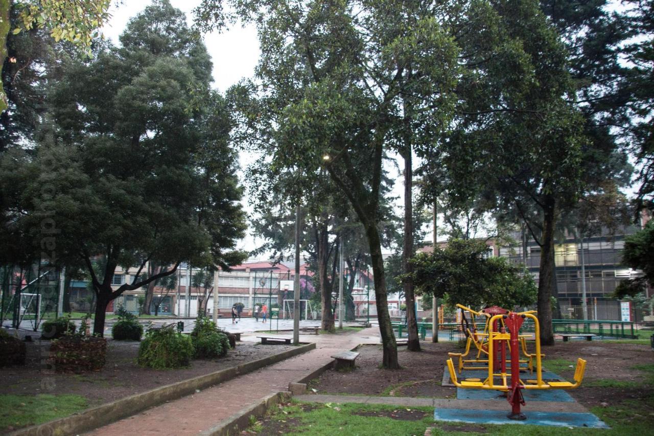 Apartasuites & Hotel Bogota Teusaquillo エクステリア 写真