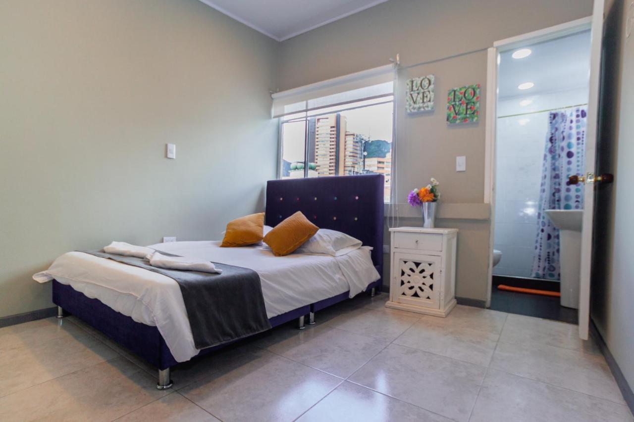 Apartasuites & Hotel Bogota Teusaquillo エクステリア 写真