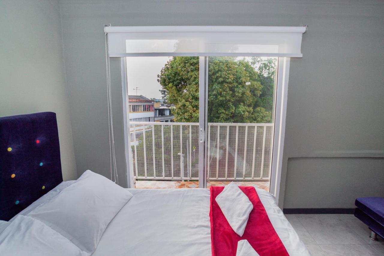 Apartasuites & Hotel Bogota Teusaquillo エクステリア 写真