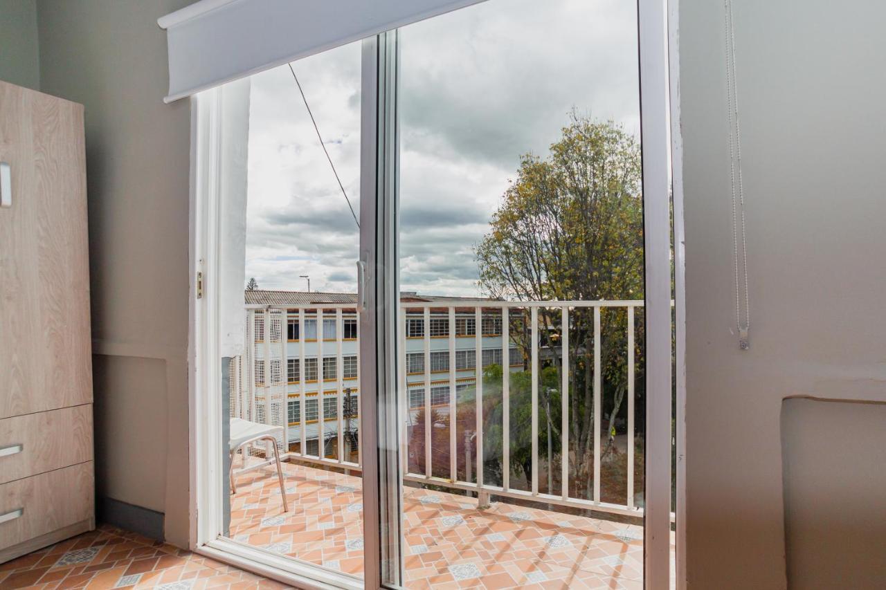 Apartasuites & Hotel Bogota Teusaquillo エクステリア 写真