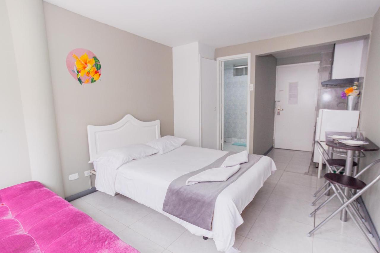Apartasuites & Hotel Bogota Teusaquillo エクステリア 写真