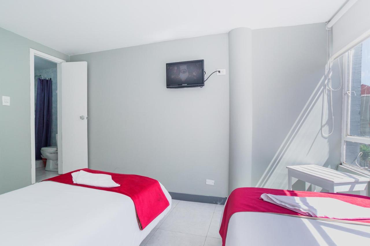 Apartasuites & Hotel Bogota Teusaquillo エクステリア 写真