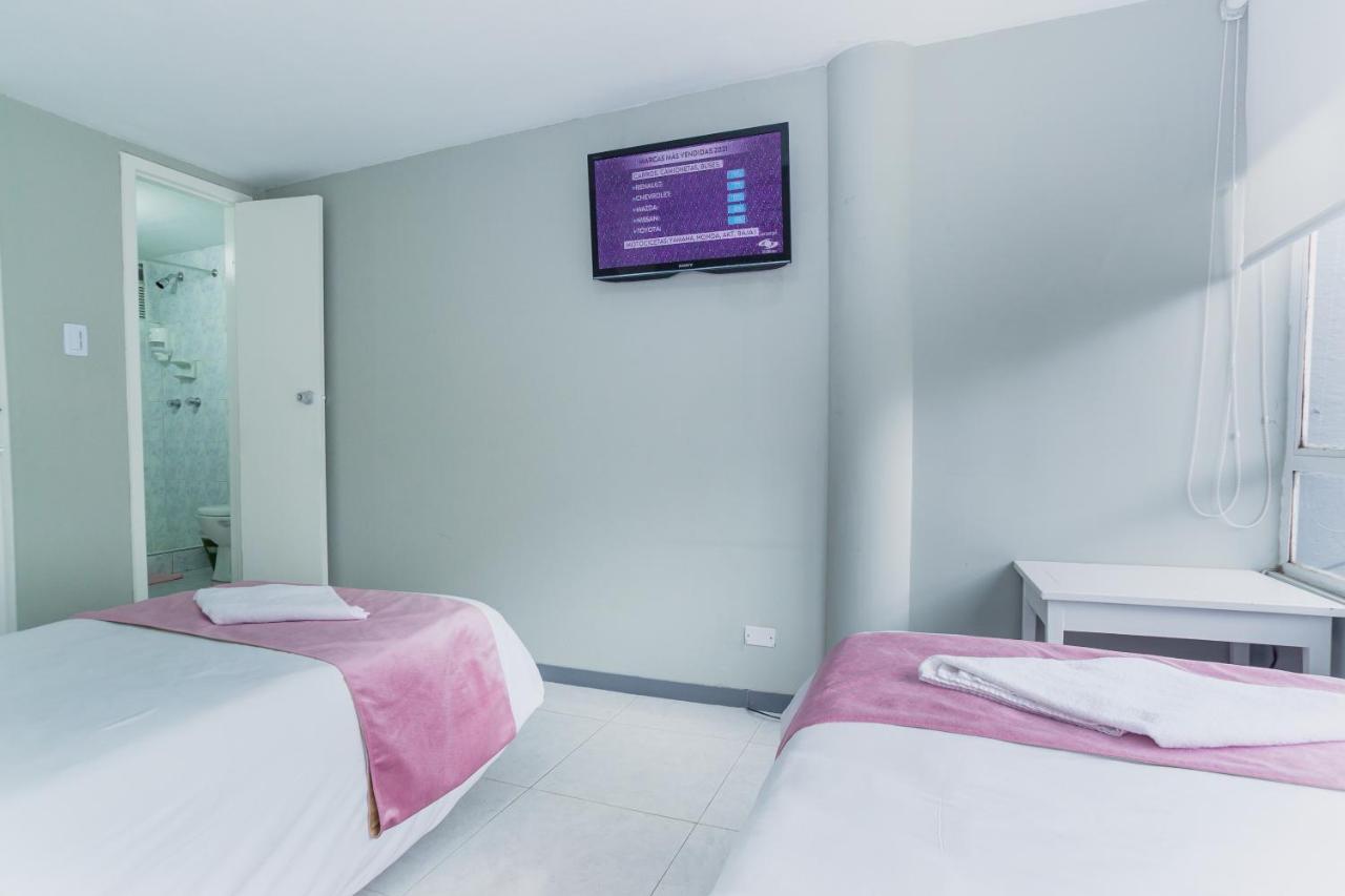 Apartasuites & Hotel Bogota Teusaquillo エクステリア 写真