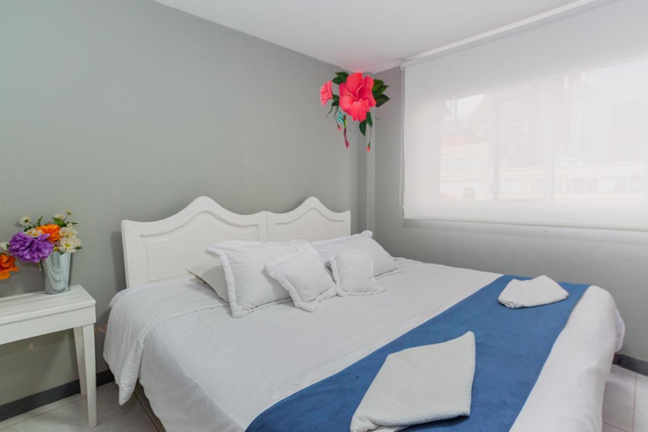 Apartasuites & Hotel Bogota Teusaquillo エクステリア 写真