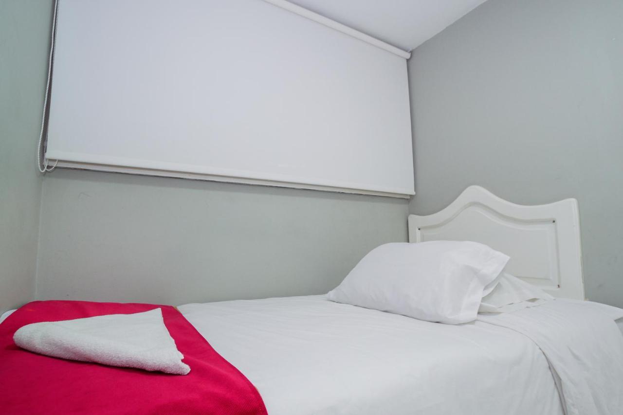 Apartasuites & Hotel Bogota Teusaquillo エクステリア 写真